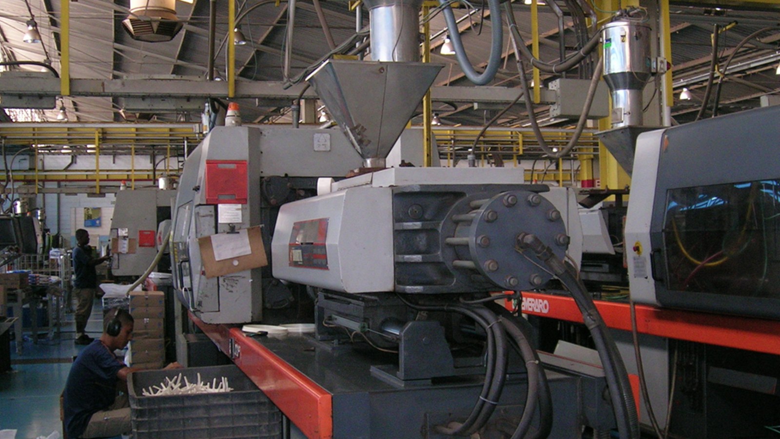 Mesin Granulator untuk In-House Recycling